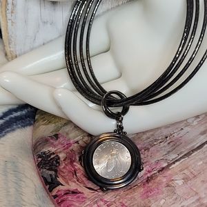 LISA ROBERTSON NIB Genuine Italian Bee Lire Coin Bangles Size L